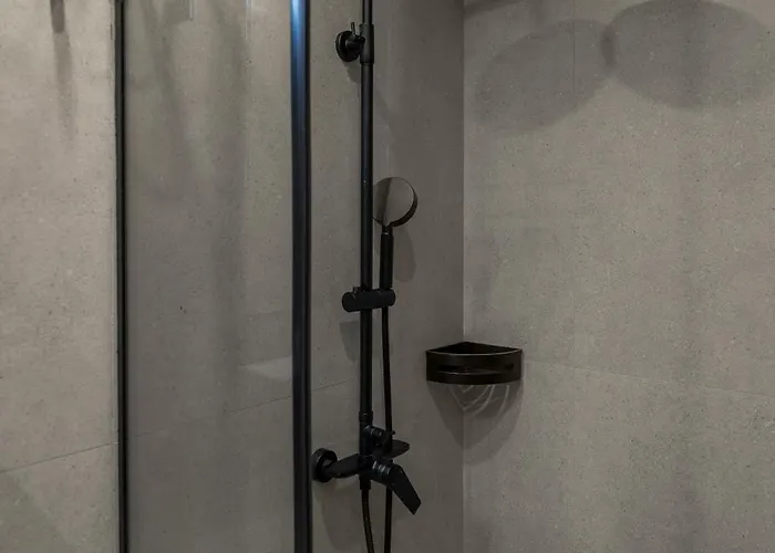 Your Level Apartment *